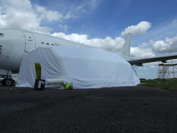 Inflatable Hanger