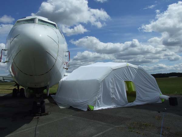 Inflatable Hanger